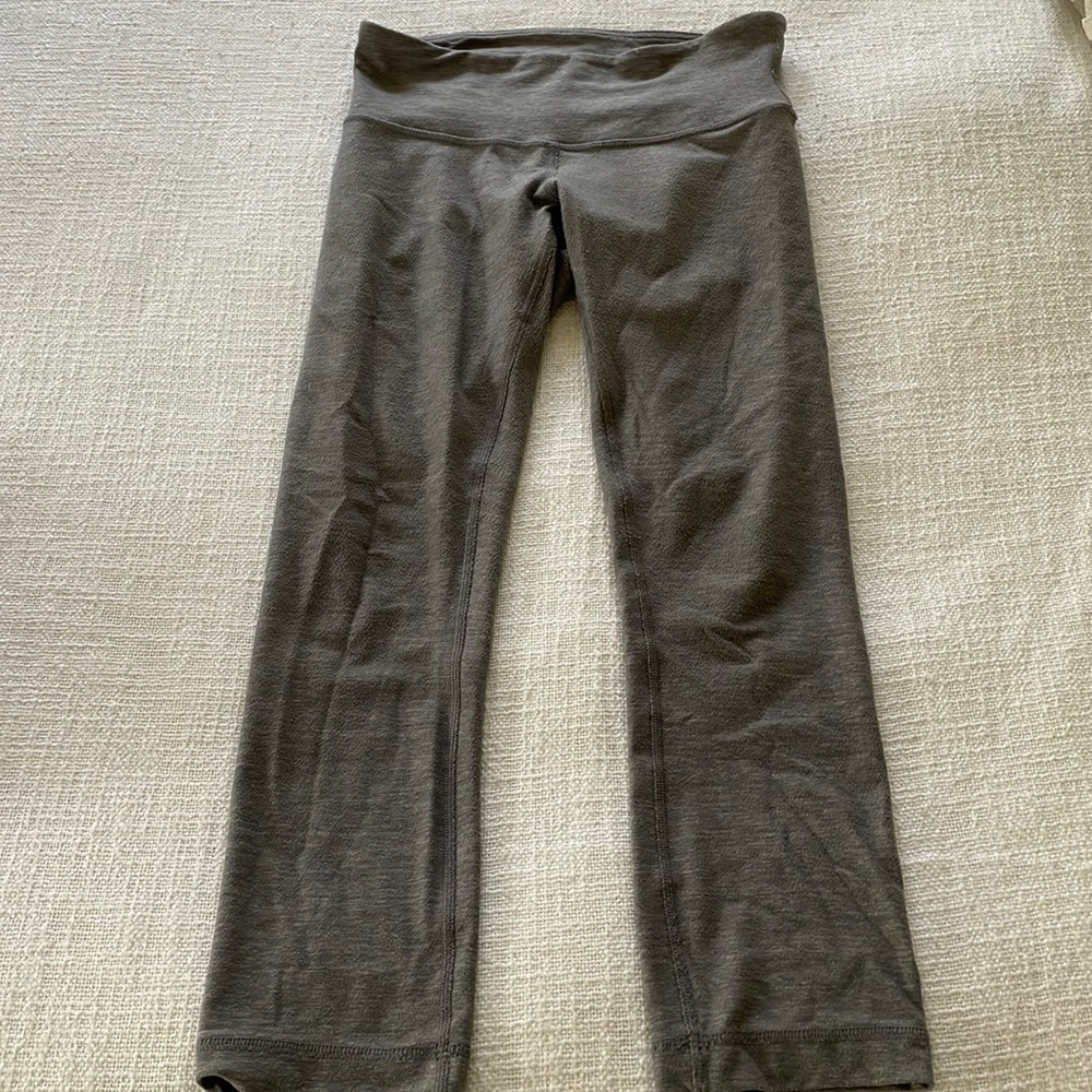 Lululemon 3/4 Leggings